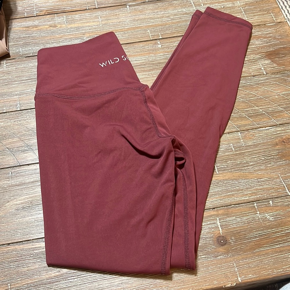 Burgundy Wild South Workout Leggings